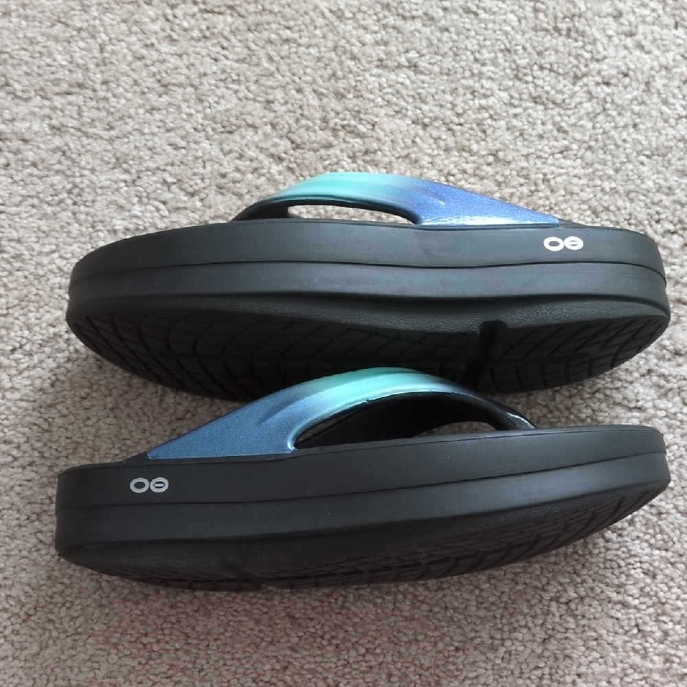 Colorful Gradient Sandals - Picture 8 of 10